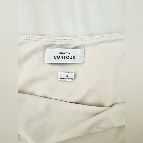 ARITZIA BABATON Contour Square Neck Long Sleeve Bodysuit • Cream/Ivory • Small - Picture 6 of 11